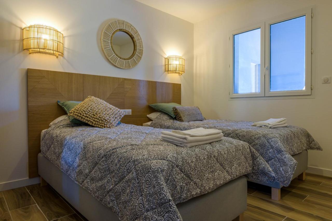 Residence Ochji Di Mare 普罗普里亚诺 外观 照片