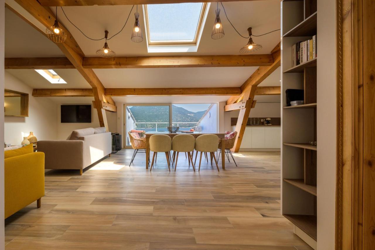 Residence Ochji Di Mare 普罗普里亚诺 外观 照片