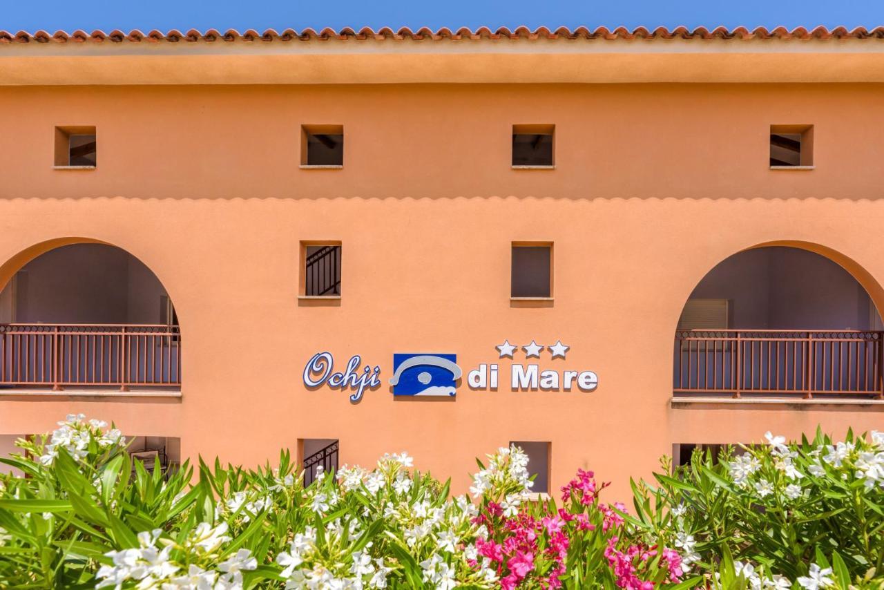 Residence Ochji Di Mare 普罗普里亚诺 外观 照片